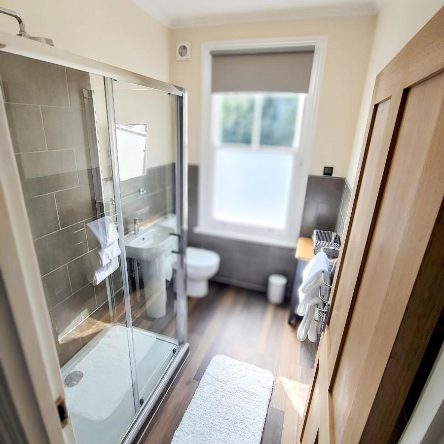 Escape To The Coast In A Luxurious Private Apartment Herne Bay Exterior photo